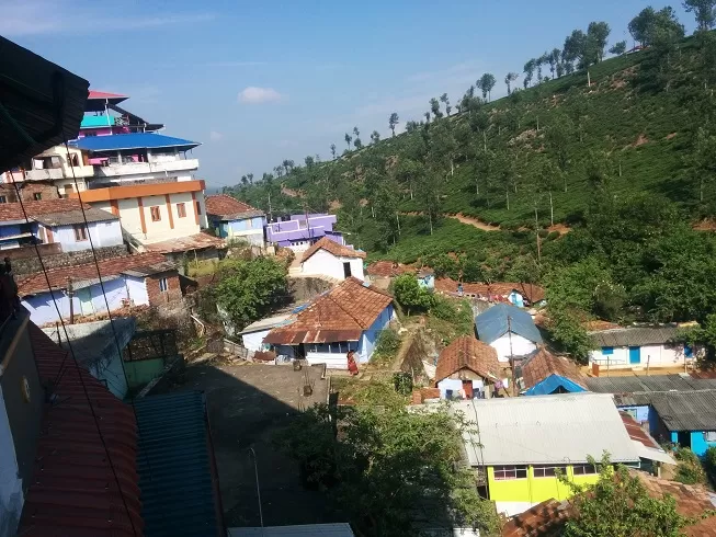 Photo of Valparai town by isha