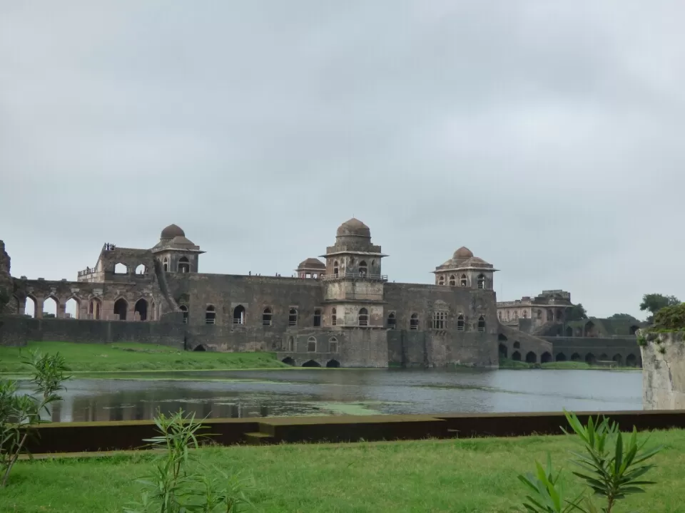 Photo of Mandu, Mandav, Madhya Pradesh, India by Ravi Banthia