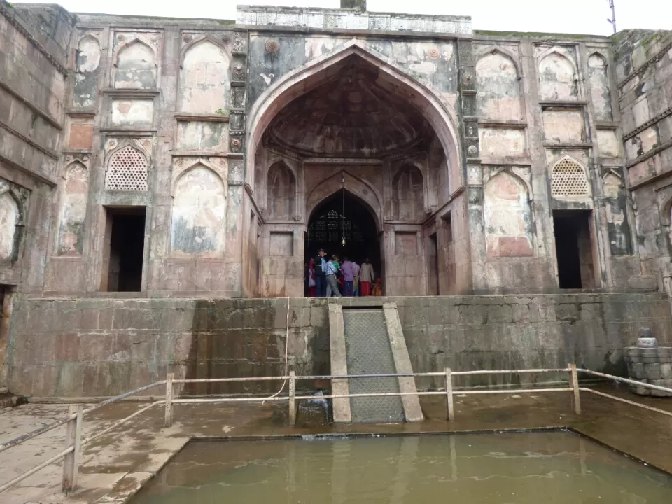 Photo of Mandu, Mandav, Madhya Pradesh, India by Ravi Banthia