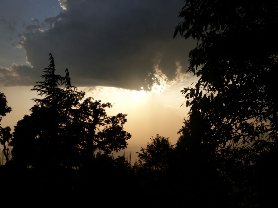 Photo of Lost in the mountains 6/6 by Ravi Banthia