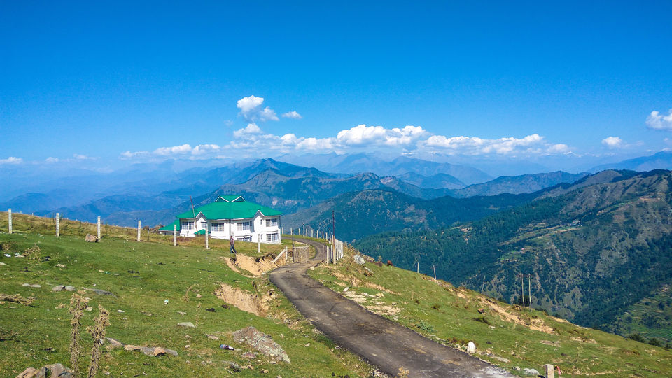 Photo of Prashar Lake Trek.. A perfect place to breathe in tranquil nature.. 1/5 by Navs