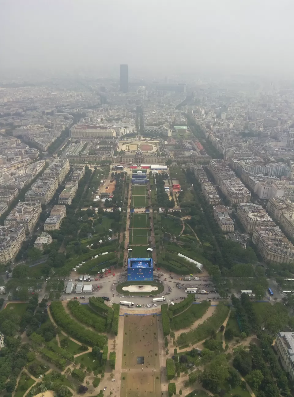 Photo of Paris, France by theboywithabackpack