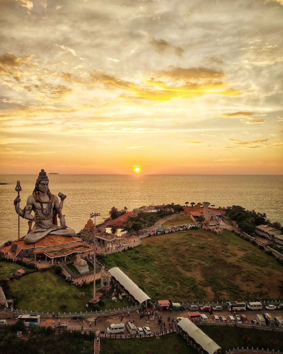 Photo of Murudeshwar, Karnataka, India by theboywithabackpack