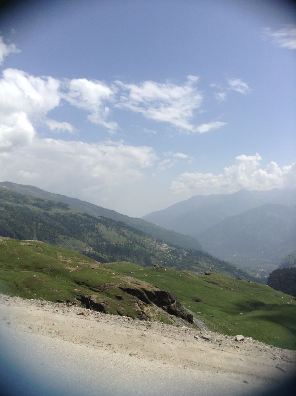 Photo of A Road Trip: My Journey from a Tourist to a Traveller 2/19 by Tusharika Kumar