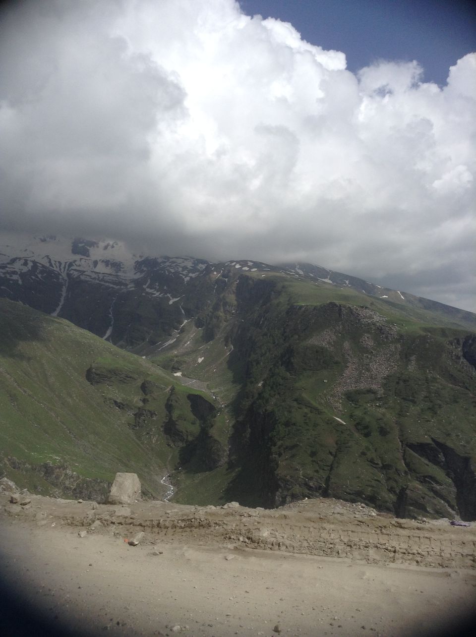Photo of A Road Trip: My Journey from a Tourist to a Traveller 1/19 by Tusharika Kumar