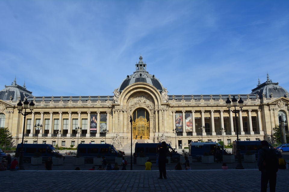 Photo of Petit Palais, Avenue Winston Churchill, Paris, France by Biswanath banerjee