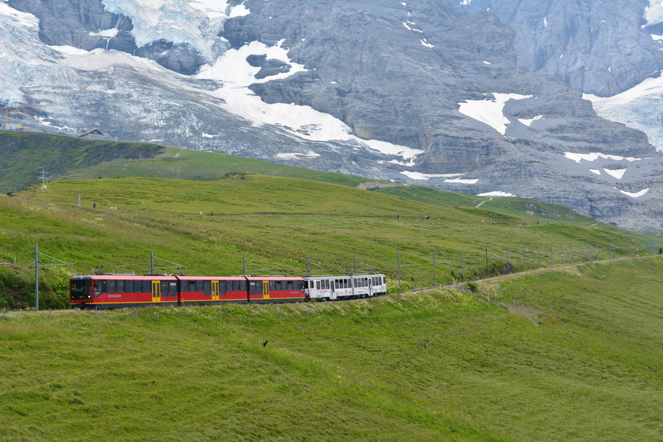 Photo of Kleine Scheidegg, Lauterbrunnen, Switzerland by Biswanath banerjee