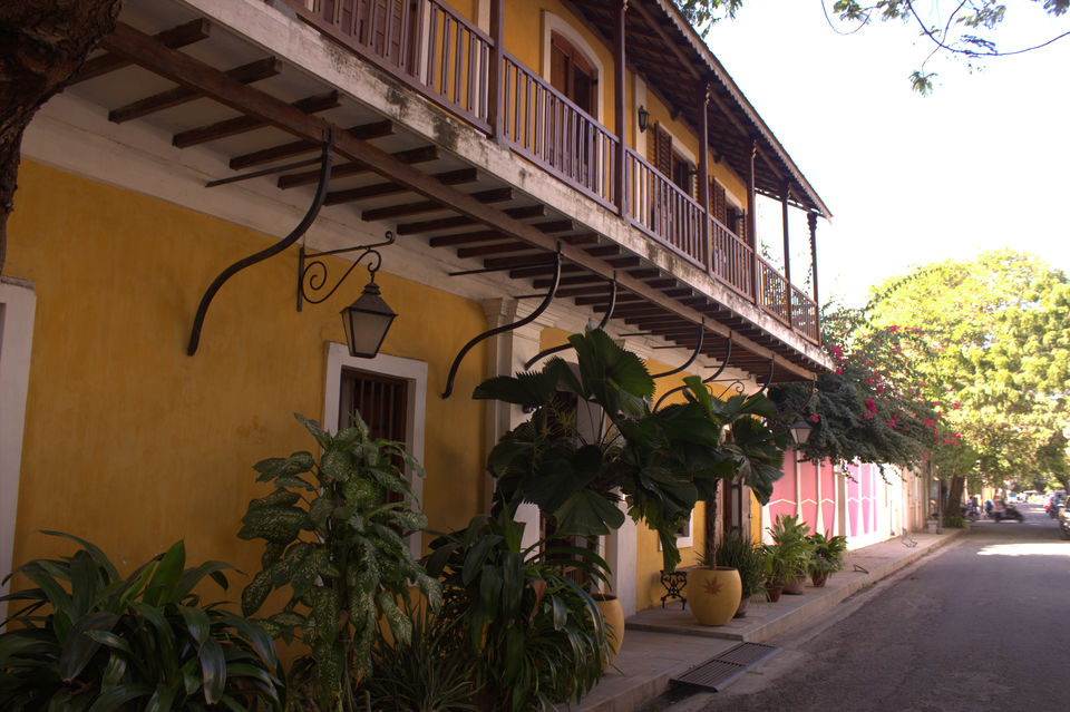 Photo of White Town, Puducherry, India by Biswanath banerjee