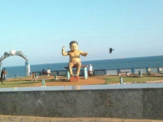 Photo of Where the sea flows in the heart of the city : Vishakhapatnam by Arpita Bose Sinha