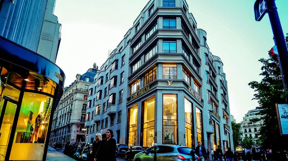 Photo of Paris, France by Agnirudra Sikdar