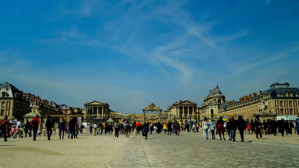 Photo of Château de Versailles, Versailles, France by Agnirudra Sikdar