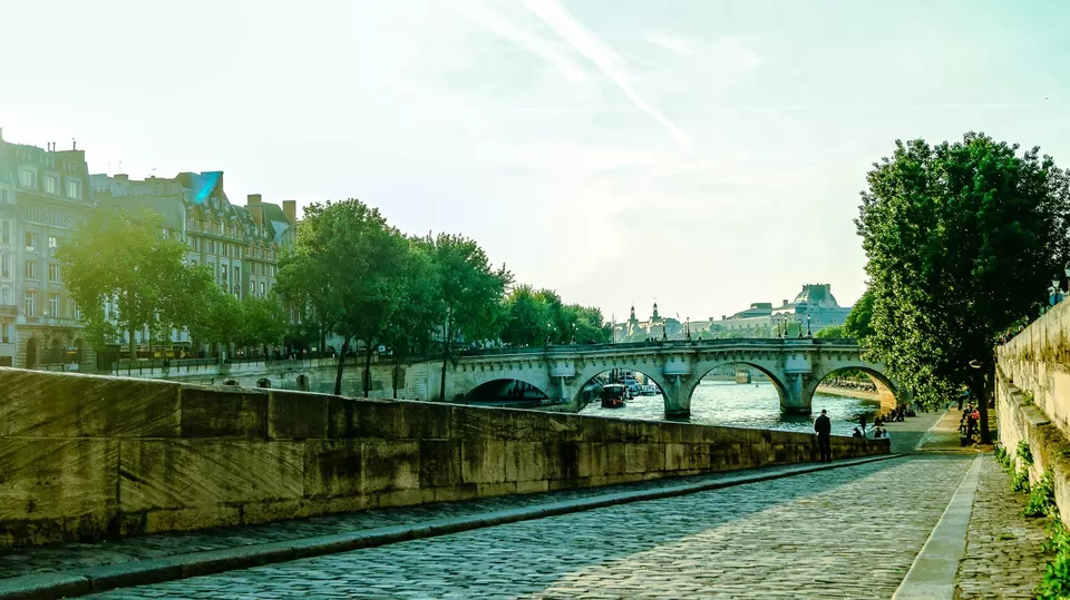 Photo of Paris, France by Agnirudra Sikdar