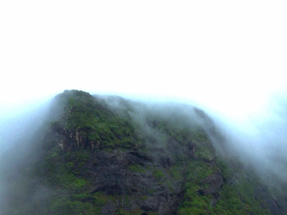 Photo of Trek tale!! 2300 ft. 12/18 by Anshuman Mandloi