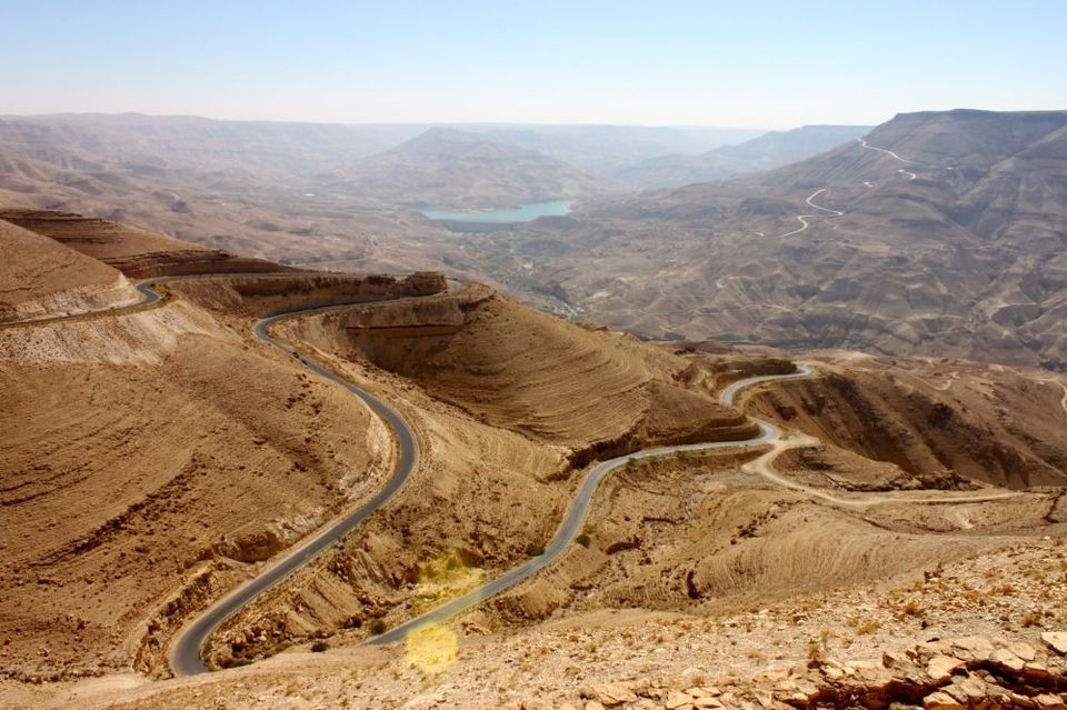 Photo of Couchsurfing, road tripping and hitchhiking in Petra, Jordan! 2/12 by Priyanka Banerjee