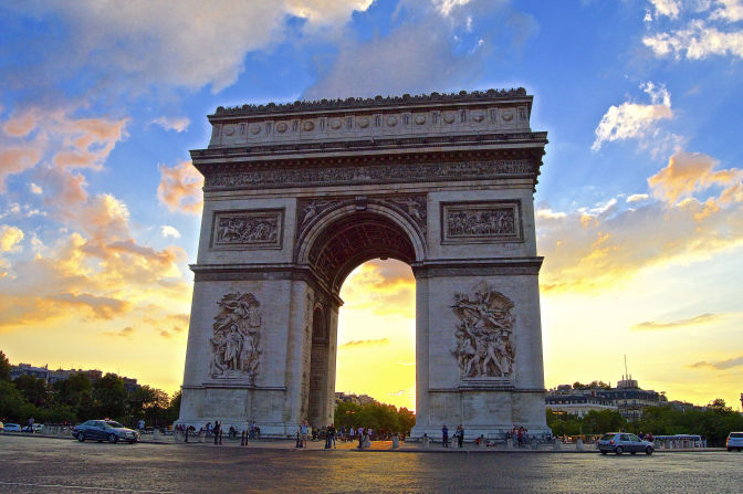 Photo of Arc de Triomphe, Place Charles de Gaulle, Paris, France by Priyanka Banerjee
