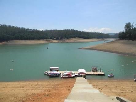 Photo of Pykara Lake, Nilgiris, Tamil Nadu, India by Spabiz2011
