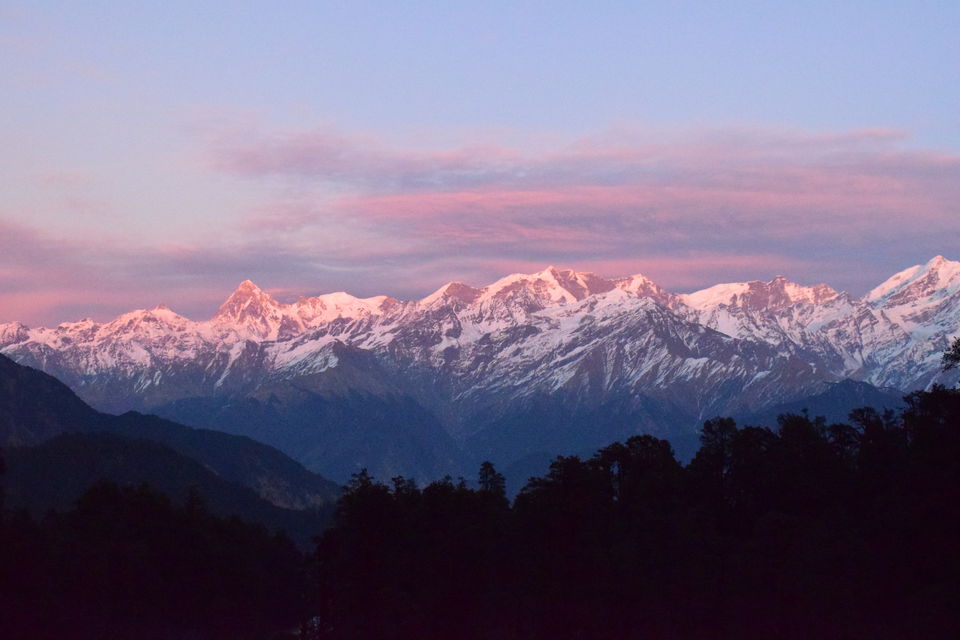 Photo of Of Mountains and Meadows - The Dayara Bugyal Trek - A Photo Journey 23/46 by Praneet Kumar