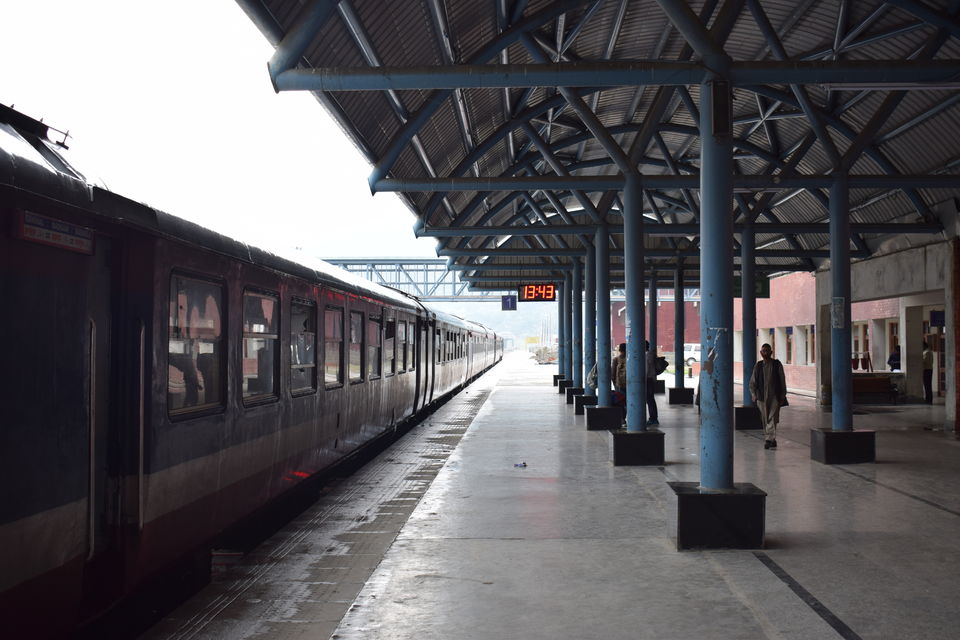 Photo of 12 days - ₹14k, How I 'almost' completed the Ladakh circuit on a budget using public transport by Praneet Kumar