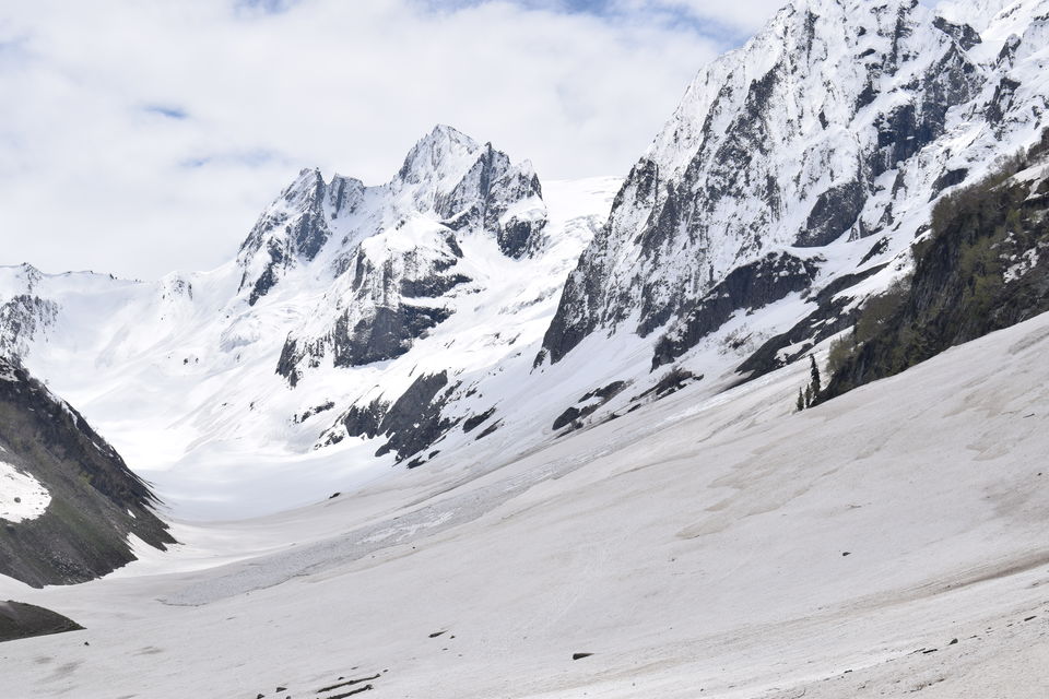 Photo of 12 days - ₹14k, How I 'almost' completed the Ladakh circuit on a budget using public transport by Praneet Kumar