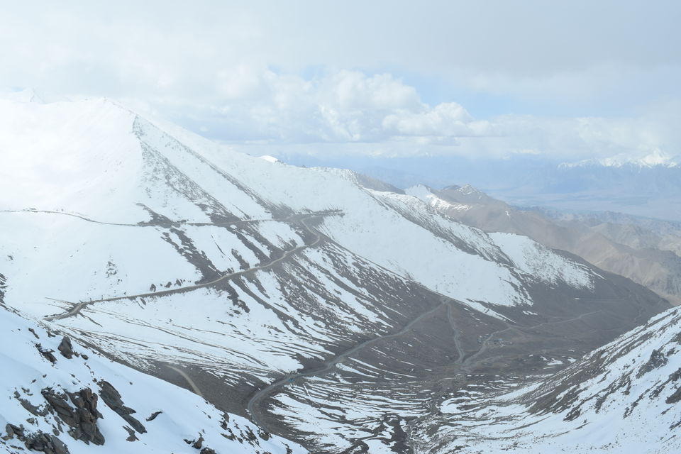 Photo of 12 days - ₹14k, How I 'almost' completed the Ladakh circuit on a budget using public transport by Praneet Kumar