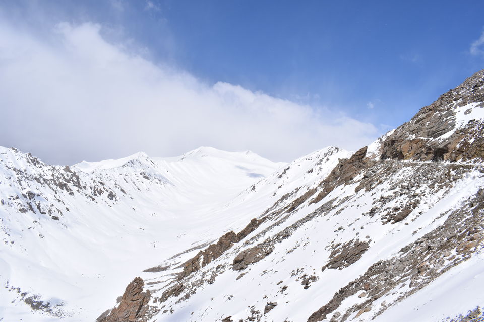 Photo of 12 days - ₹14k, How I 'almost' completed the Ladakh circuit on a budget using public transport by Praneet Kumar
