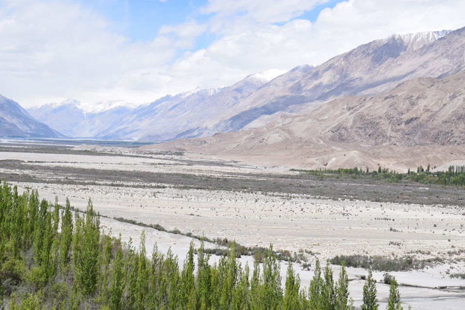 Photo of 12 days - ₹14k, How I 'almost' completed the Ladakh circuit on a budget using public transport by Praneet Kumar