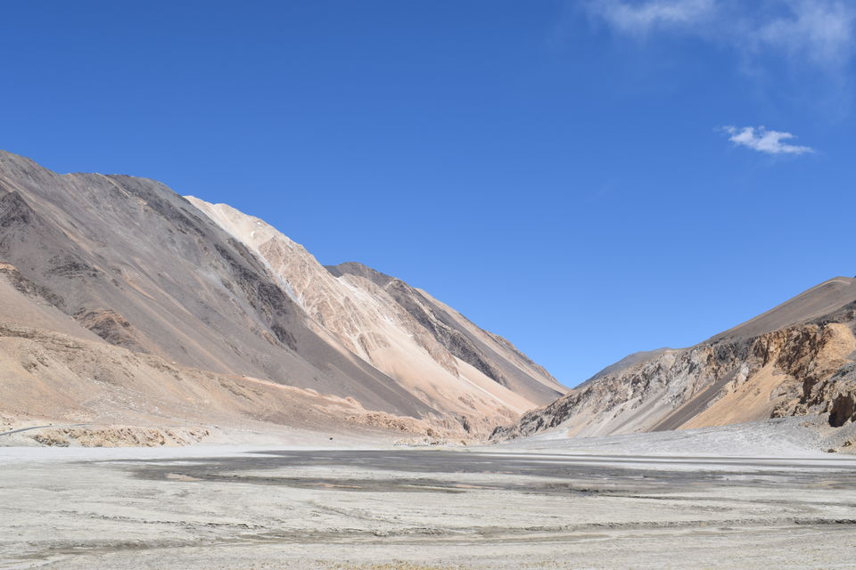 Photo of 12 days - ₹14k, How I 'almost' completed the Ladakh circuit on a budget using public transport by Praneet Kumar