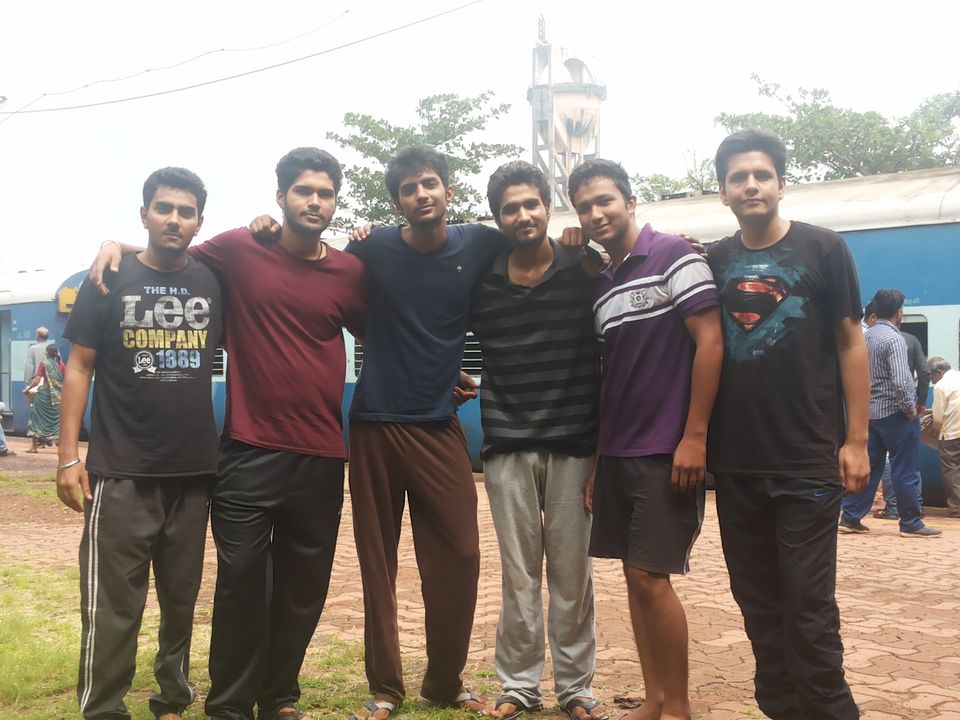Photo of Young! Wild! & Free! : Goa 2/18 by Vivek Gupta