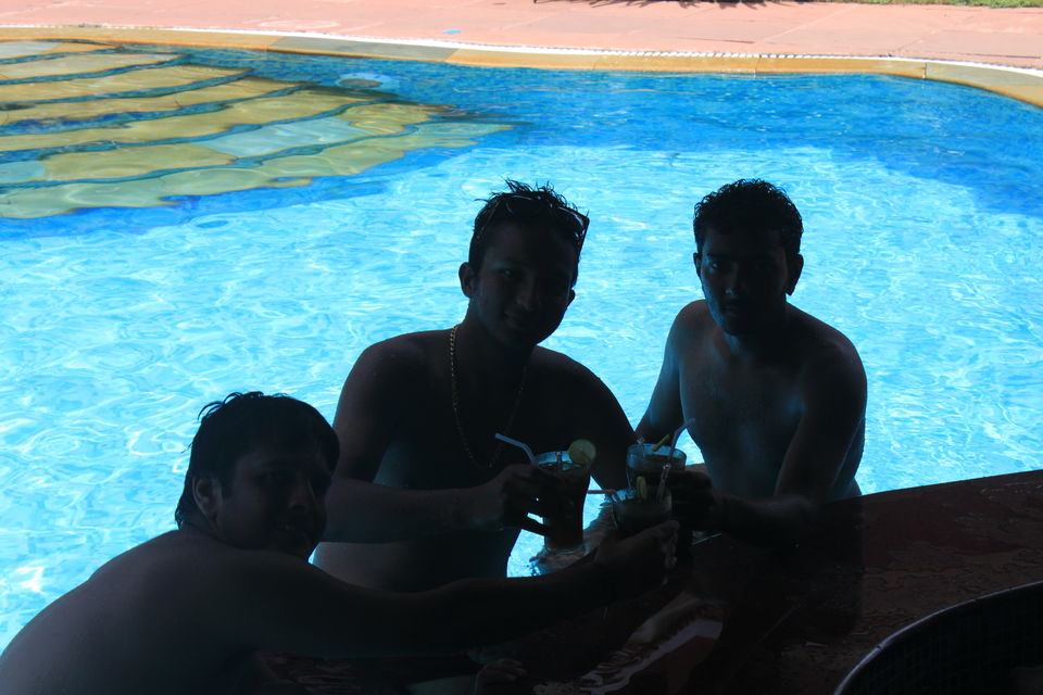 Photo of Young! Wild! & Free! : Goa 13/18 by Vivek Gupta