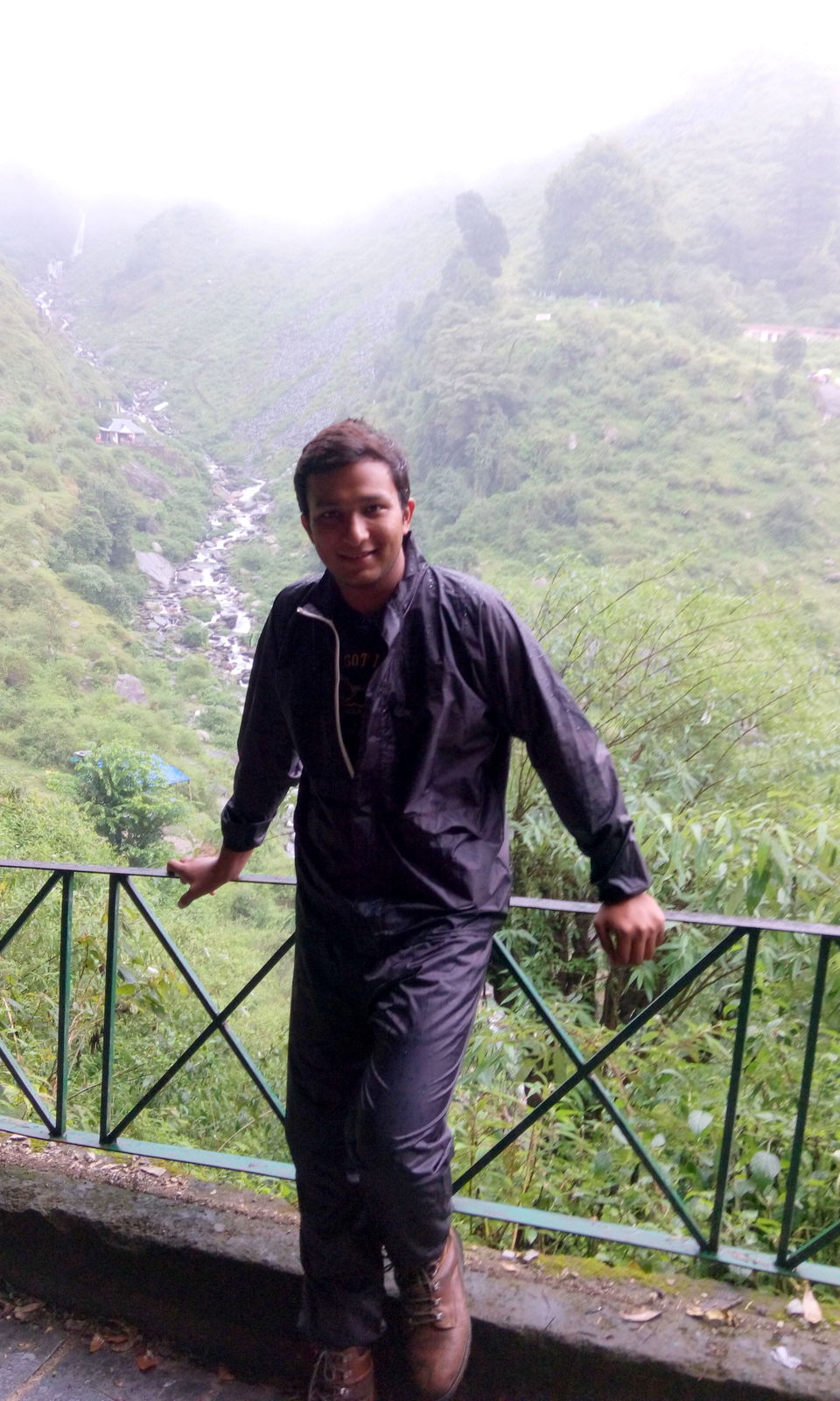 Photo of Earth Is Not a Cold Dead Place : Himachal Pradesh 19/20 by Vivek Gupta