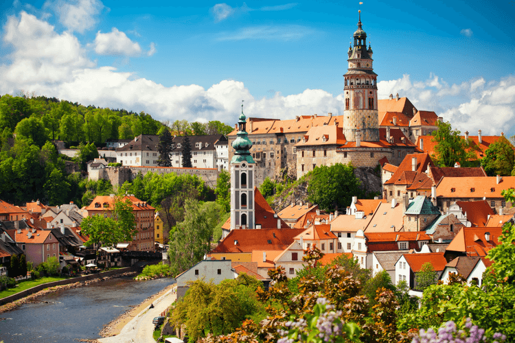 Photo of The Best Holiday Destinations around the World to Travel in September by Priya