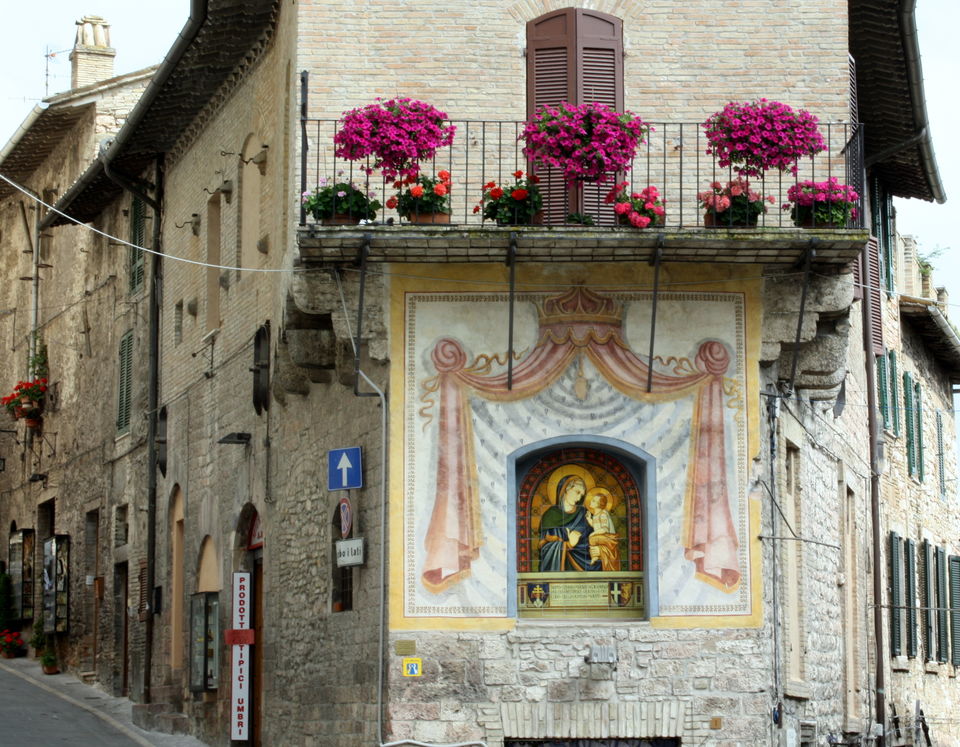 Photo of A Day in Assisi 3/4 by Wendy
