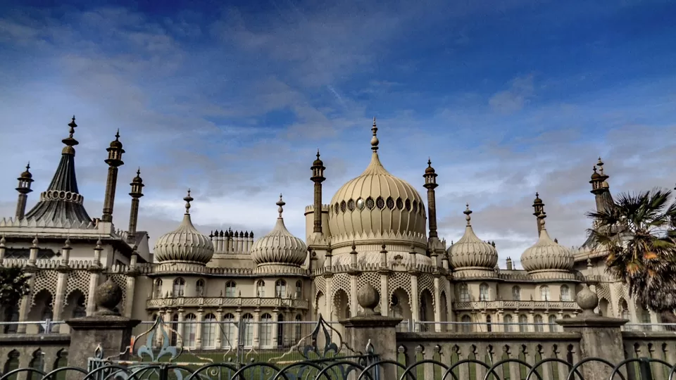 Photo of Royal Pavilion, Brighton, United Kingdom by Mahalakshmi Venkatesh