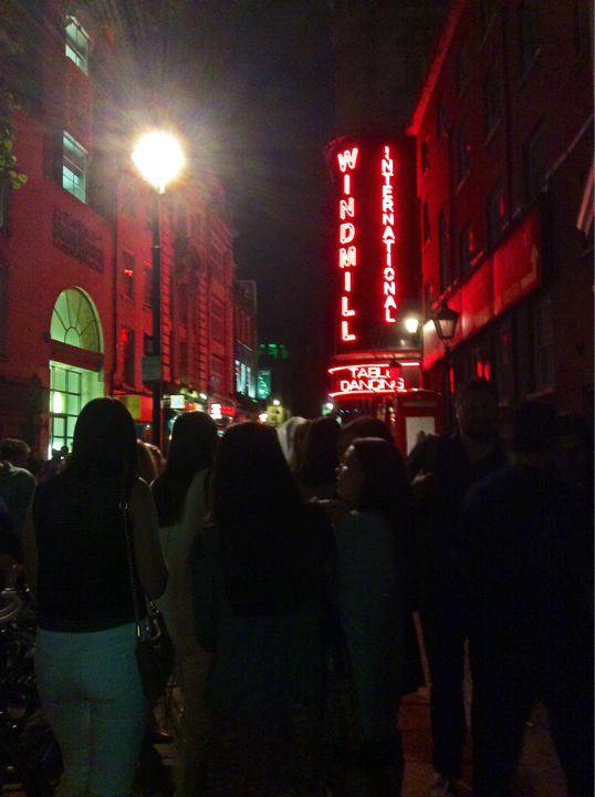 Photo of London Gone Wild Pub Crawl, London, United Kingdom by Akriti Sinha