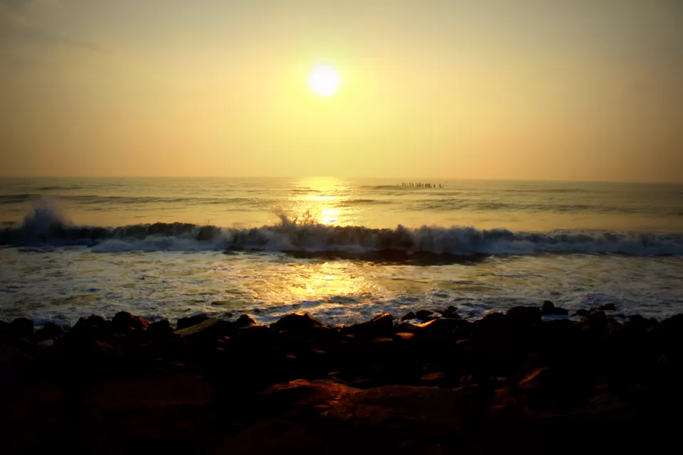 Photo of Rock Beach, White Town, Puducherry, India by Neha Kadam