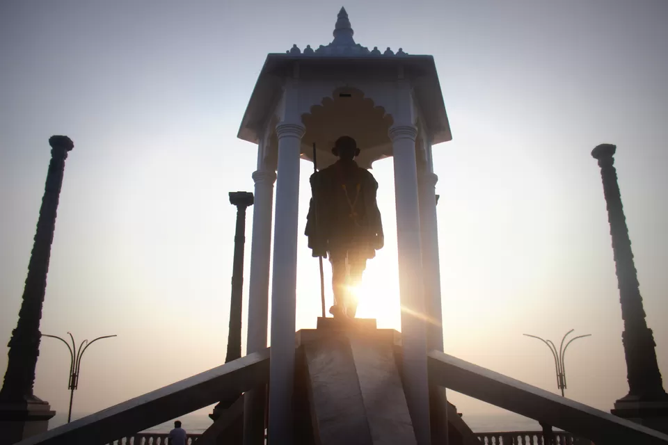 Photo of GANDHI STATUE, Beach Road, White Town, Pondicherry, Puducherry, India by Neha Kadam