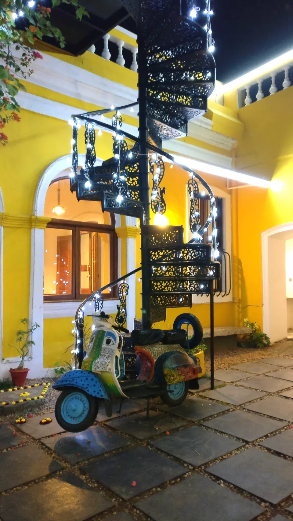 Photo of Dilliwaala6, White Town, Puducherry, India by Neha Kadam