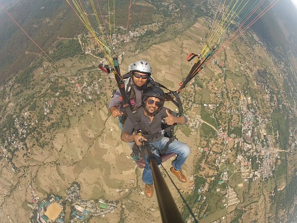 Photo of Bir-Billing: Ultimate Destination for Paragliding in India by Yattin Rana