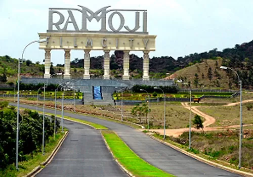 Photo of Ramoji Film City, Telangana, India by Tarana Chauhan