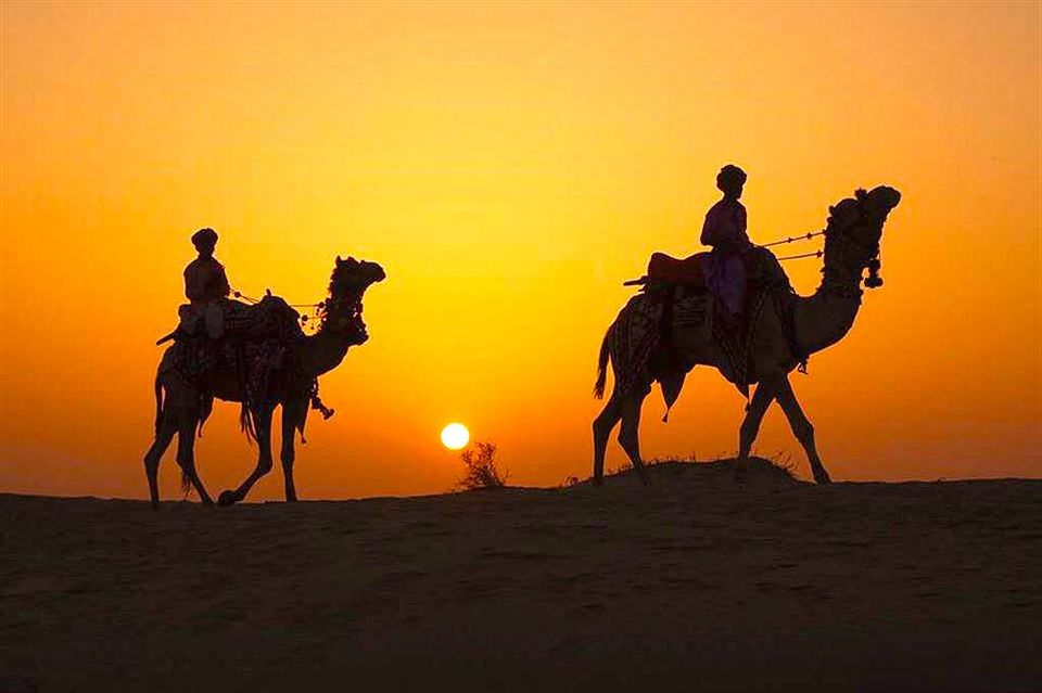 Photo of These Stunning Sunset Pics Make You Fall in Love with Sunset And Inspire You to Travel Around India 18/20 by Vaswati
