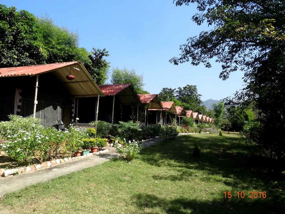 Photo of Jayalgarh, Chopriya, Uttarakhand, India by Vaswati