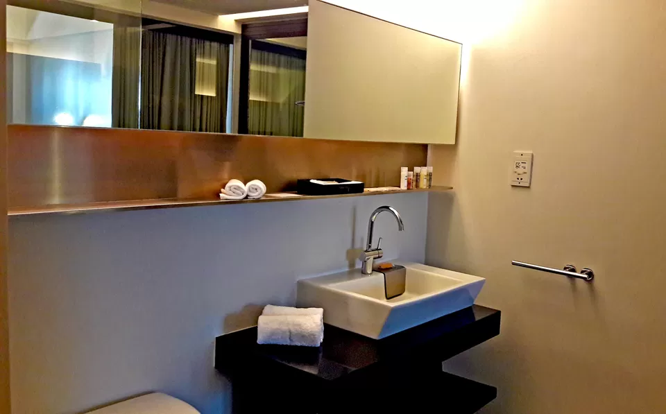 Photo of Hotel Maya Kuala Lumpur Jalan Ampang Kuala Lumpur Malaysia by Rakshita Kapoor