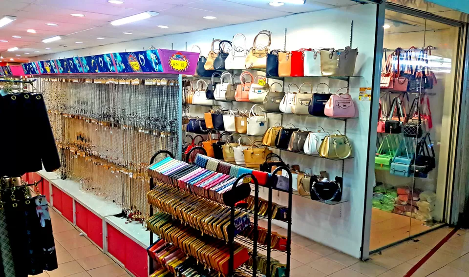 Photo of Petaling Street Flea Market Jalan Petaling Kuala Lumpur Federal Territory of Kuala Lumpur Malaysia by Rakshita Kapoor