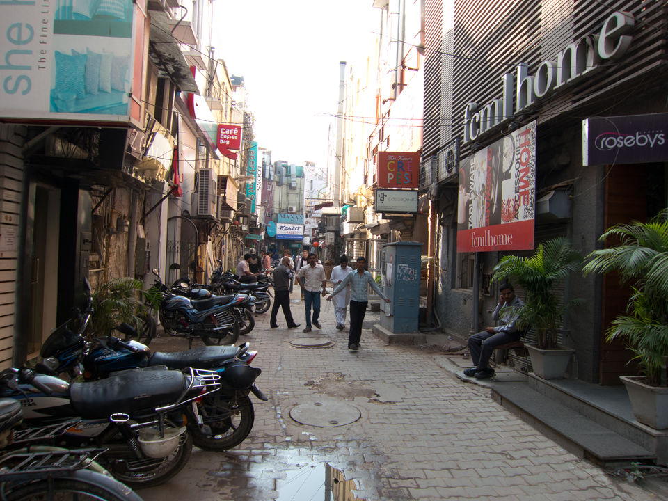 Photo of Photos of top 10 window shopping places in Delhi by Nivedita