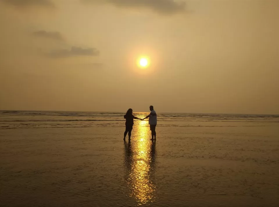 Photo of Aare Ware Beach., Ratnagiri-Ganpati Pule Highway, Basni, Maharashtra, India by Avishek Basu