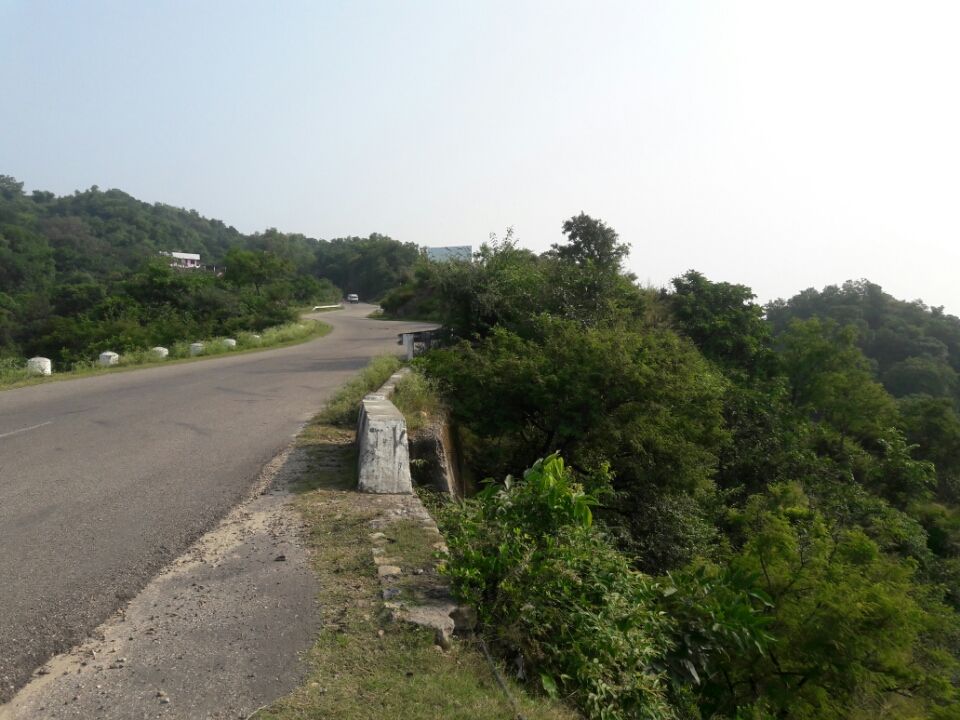 Photo of Road trip from Delhi to Mcleodganj by Vikas Gaur