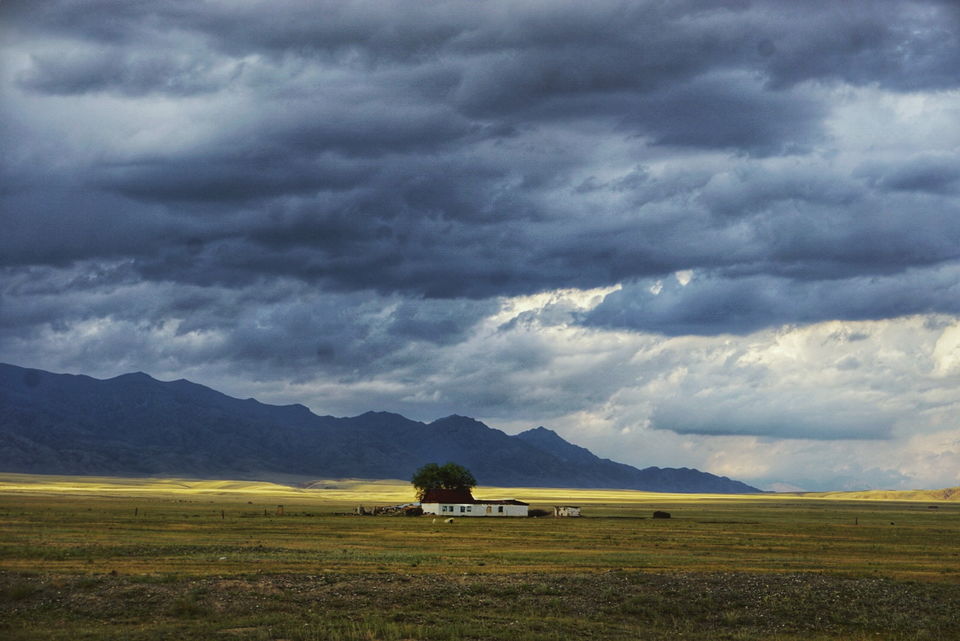 Photo of Kazakstan backpacking : Travel to an unknown paradise 2/8 by Vyshakh Nair