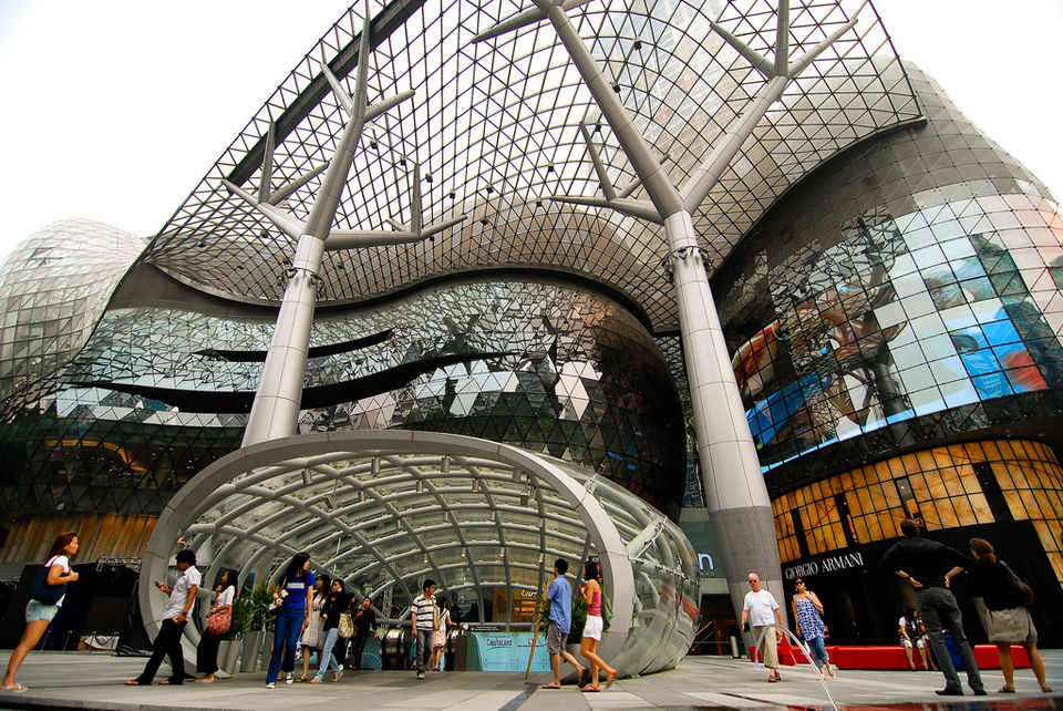 Photo of Shopping in Singapore: The Hottest Shopping Destination In Southeast Asia by Aakanksha Magan