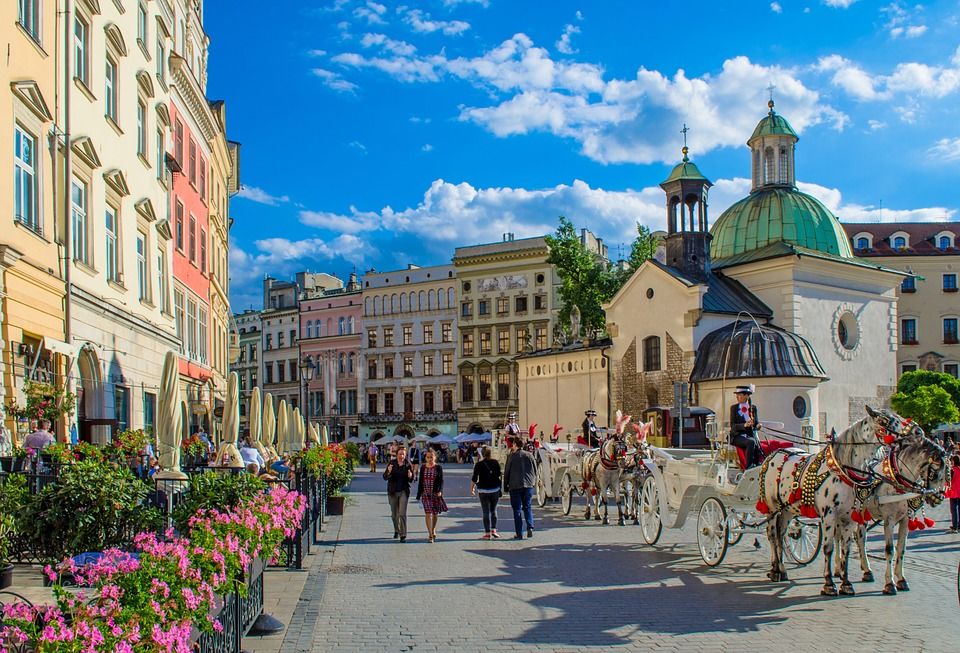 Photo of 10 Reasons Why Every Millennial Must Take A Europe Trip Once In Their Life! #NoRegrets by Aakanksha Magan