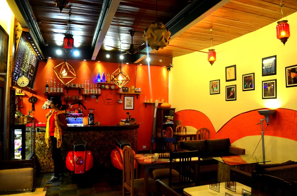 Photo of Cafe By The Way, The Mall Road, Mussoorie, Uttarakhand, India by Nayan Das